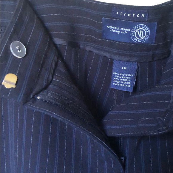 Blue pinstripe pants - Picture 6 of 6